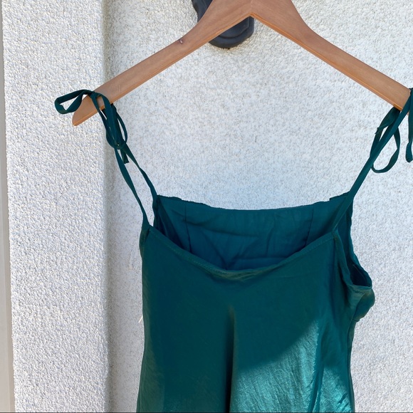 Green mini dress with tie straps - Picture 4 of 4